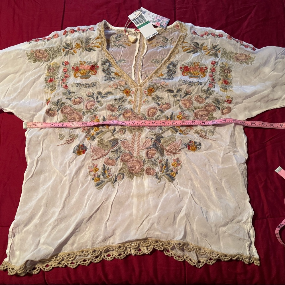 NWT! Johnny Was White Floral Embroidered “Lantana Blouse” - Picture 8 of 8